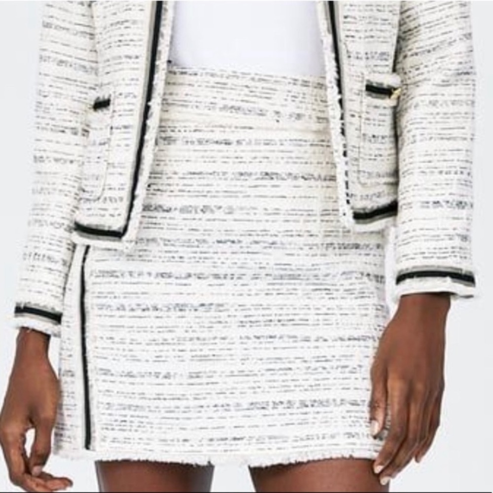 Zara White and Black Mini Skirt
